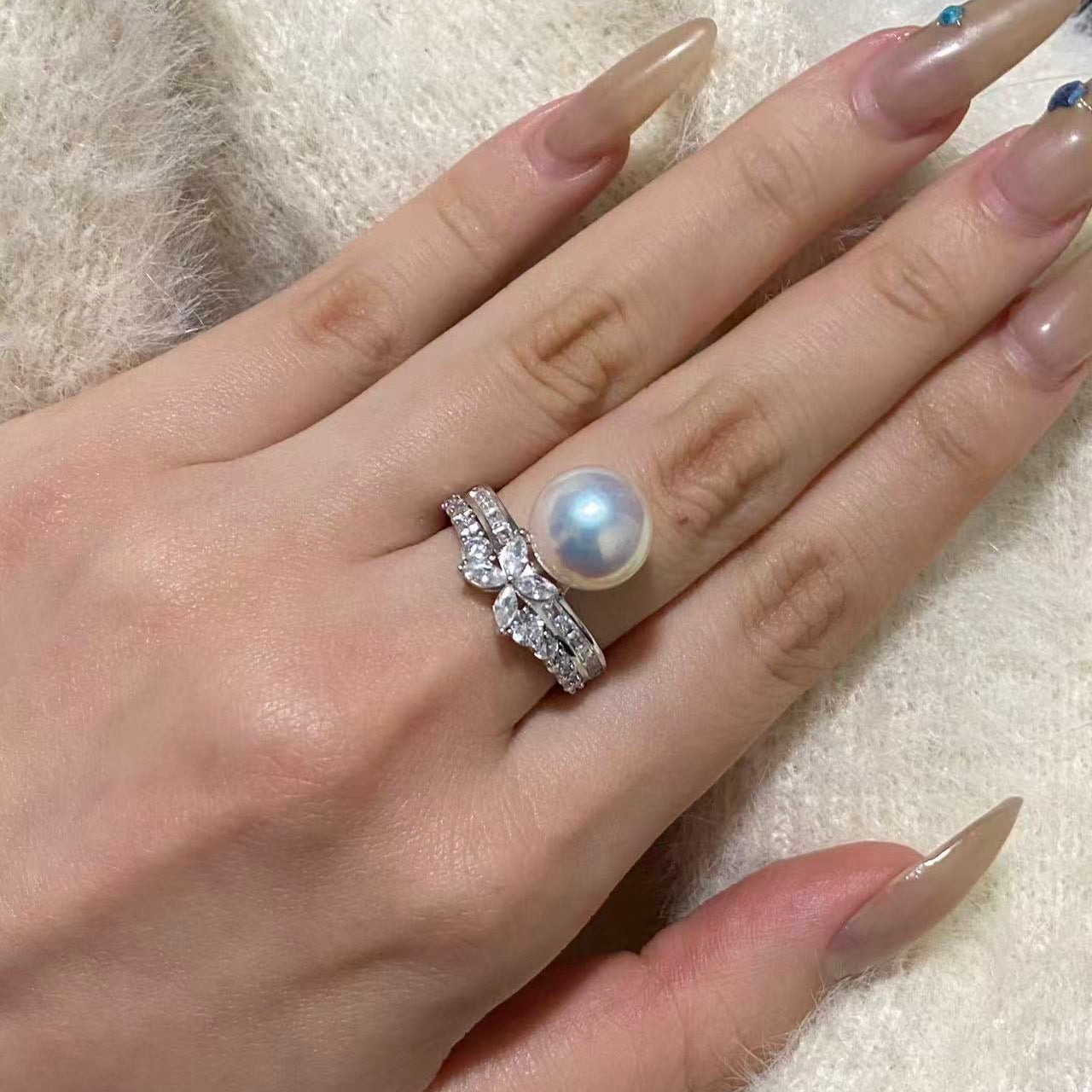 10-11mm Lucky Clover Aurora Freshwater Pearl Ring
