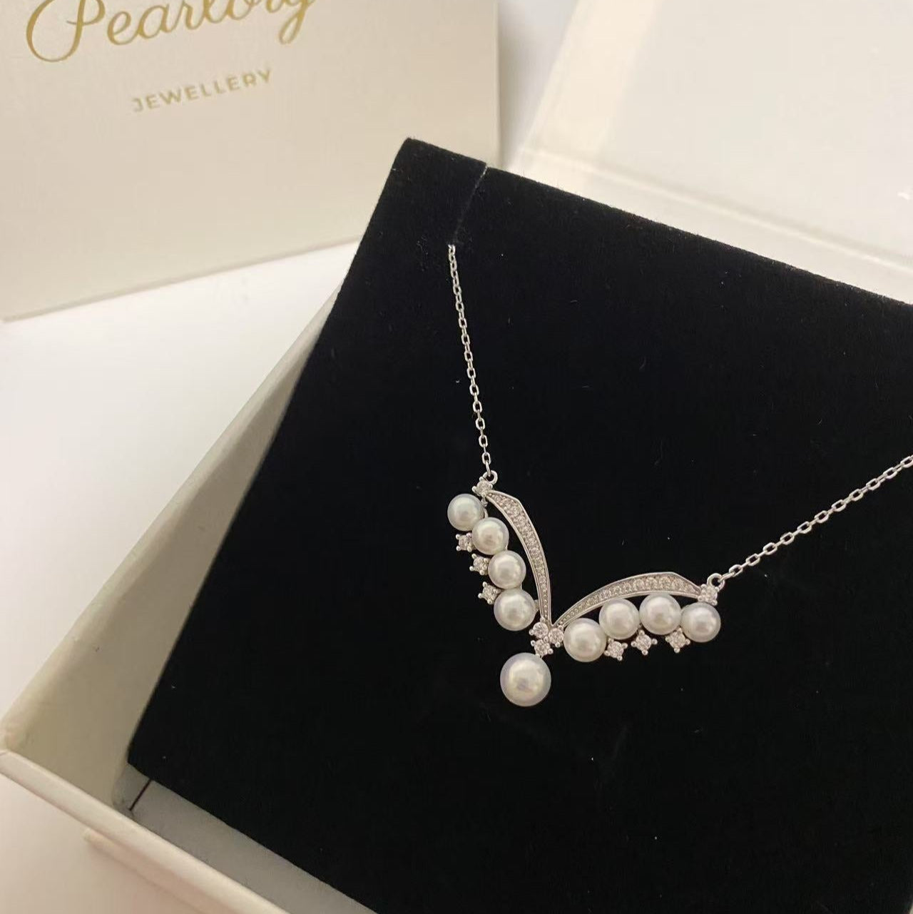 4.5-6mm Winged Aurora Freshwater Pearl Necklace FNS4556