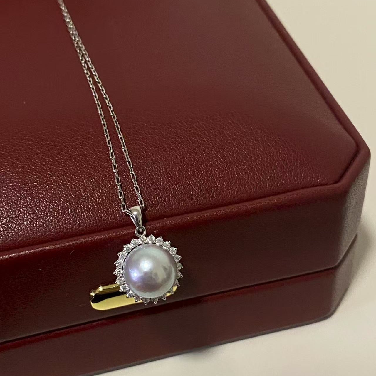 9-9.5mm 18K Gold Sunflower Akoya Grey Pearl Necklace AN18K9950