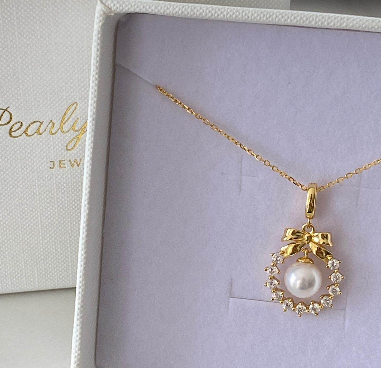 (Pre-order) Bow Wreath Australian South Sea Pearl Necklace