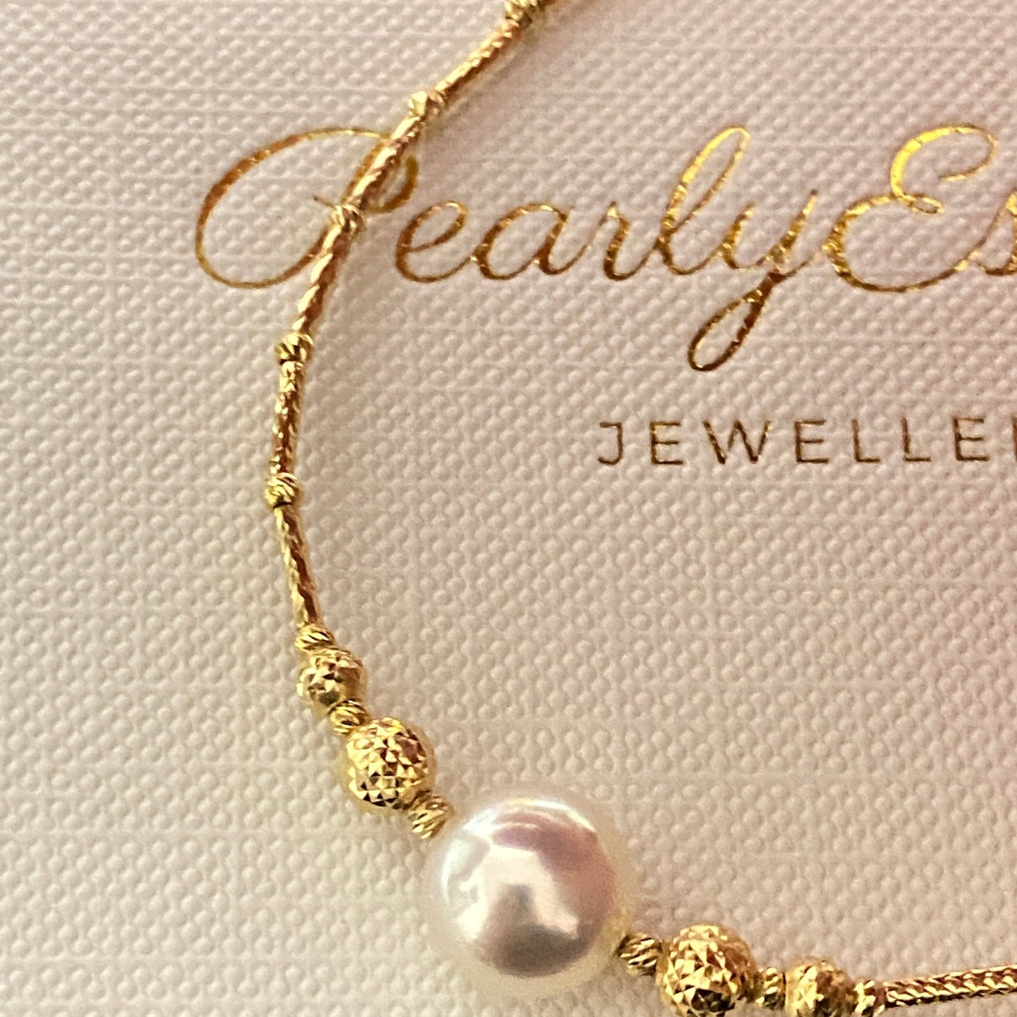 (Pre-order) Single Akoya Pearl Bracelet in 18K Gold AB18K0840