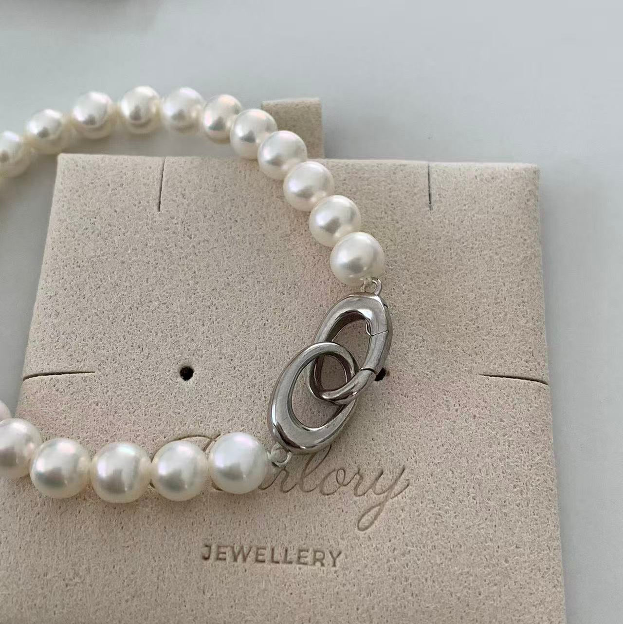 6.5mm Interlocking Circle Freshwater Pearl Bracelet