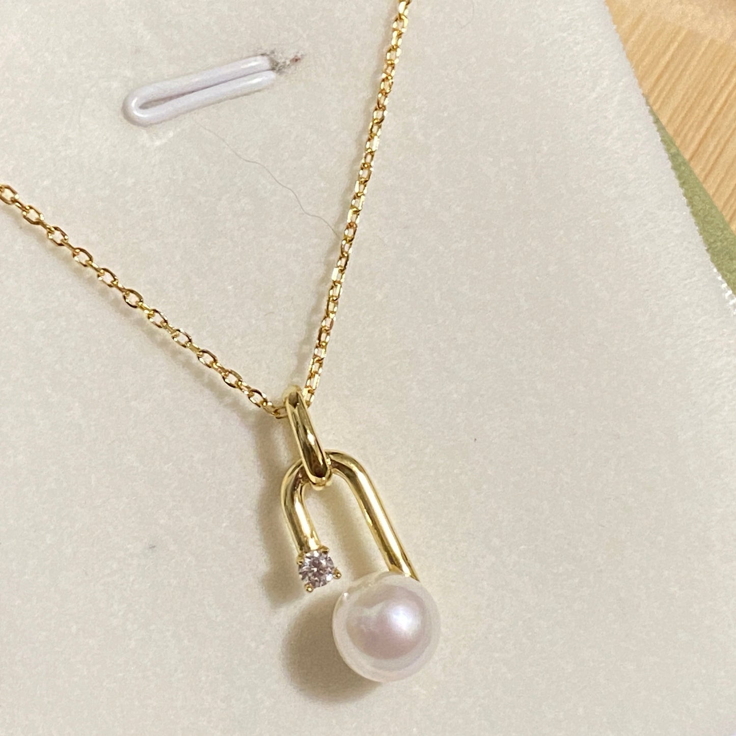 (Pre-order) Pin Style Freshwater Pearl Necklace FNSG0750