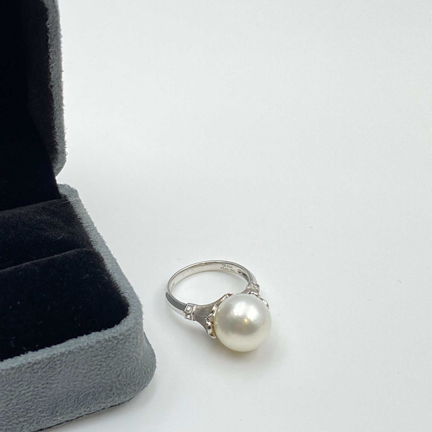 Classic Australian South Sea Pearl Ring PESR18K1213
