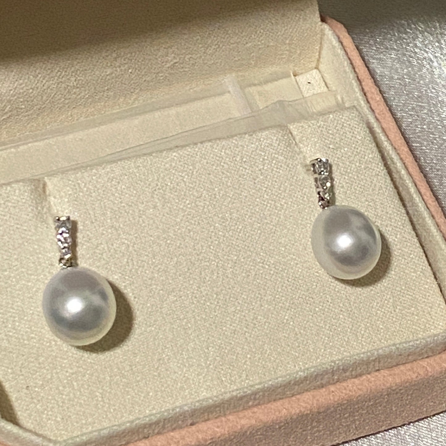 (Pre-order) Drop Australian South Sea Pearl Earrings PESED18K0910