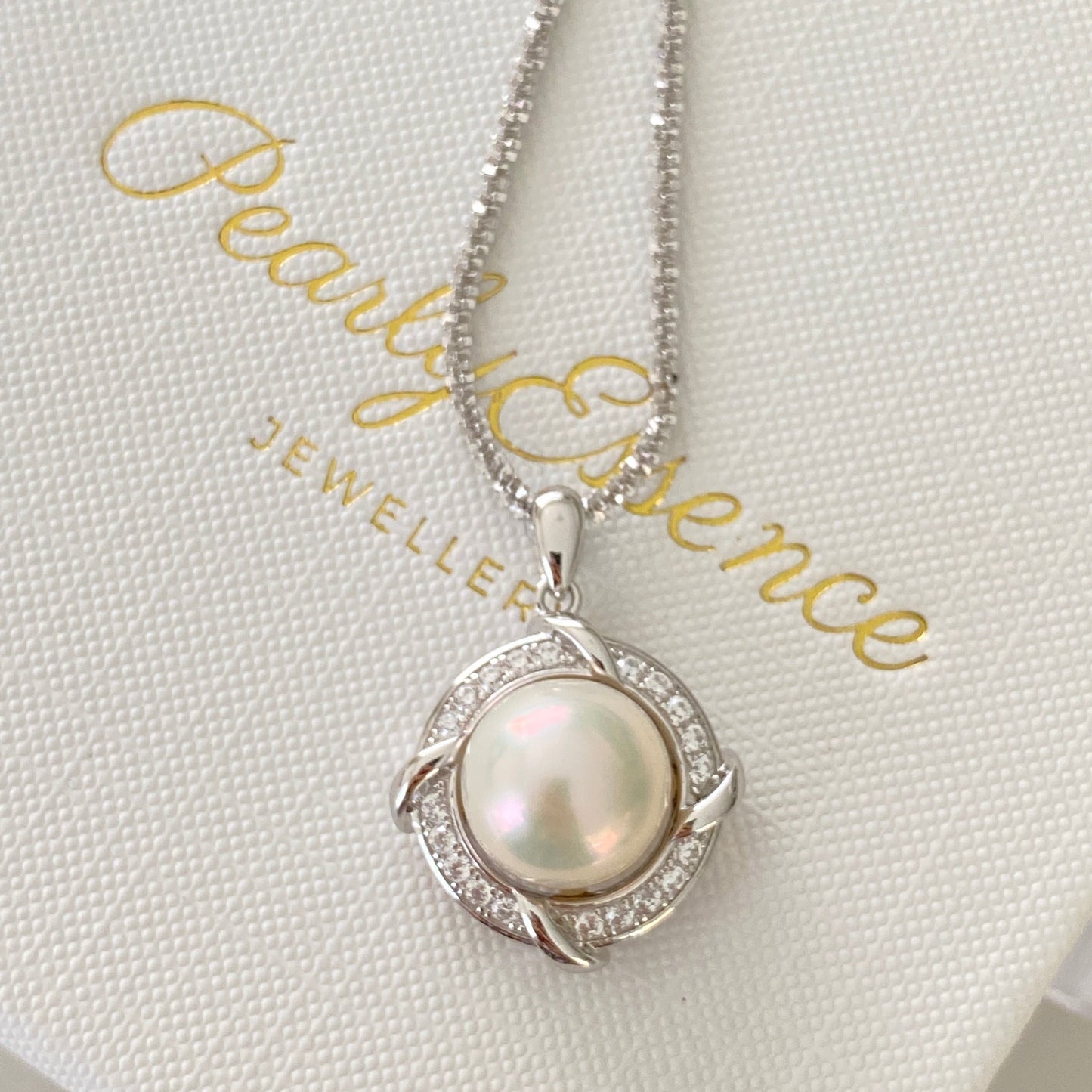11-12mm Stylish Freshwater Pearl Necklace FNS1112