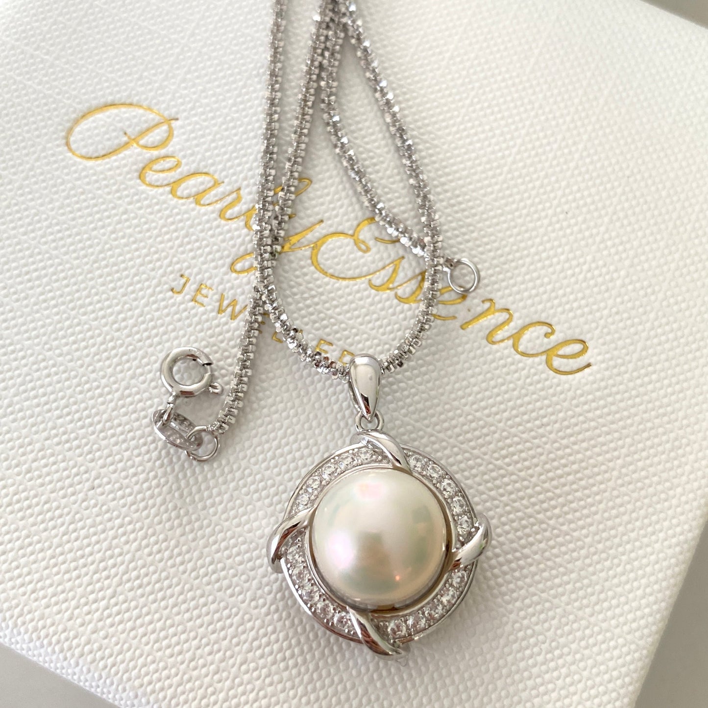 11-12mm Stylish Freshwater Pearl Necklace FNS1112