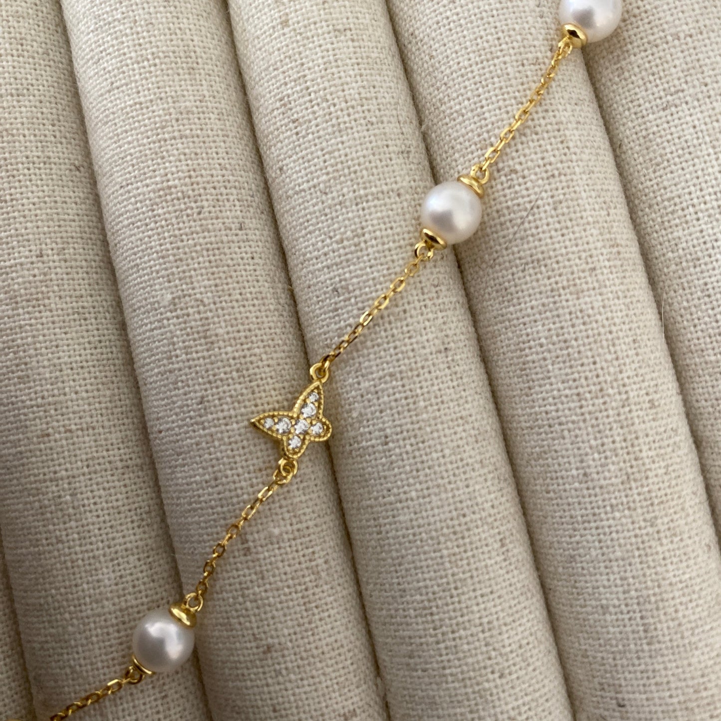 (Pre-order) Little Butterfly Freshwater Pearl Bracelets - Gold/Silver FBSG0600