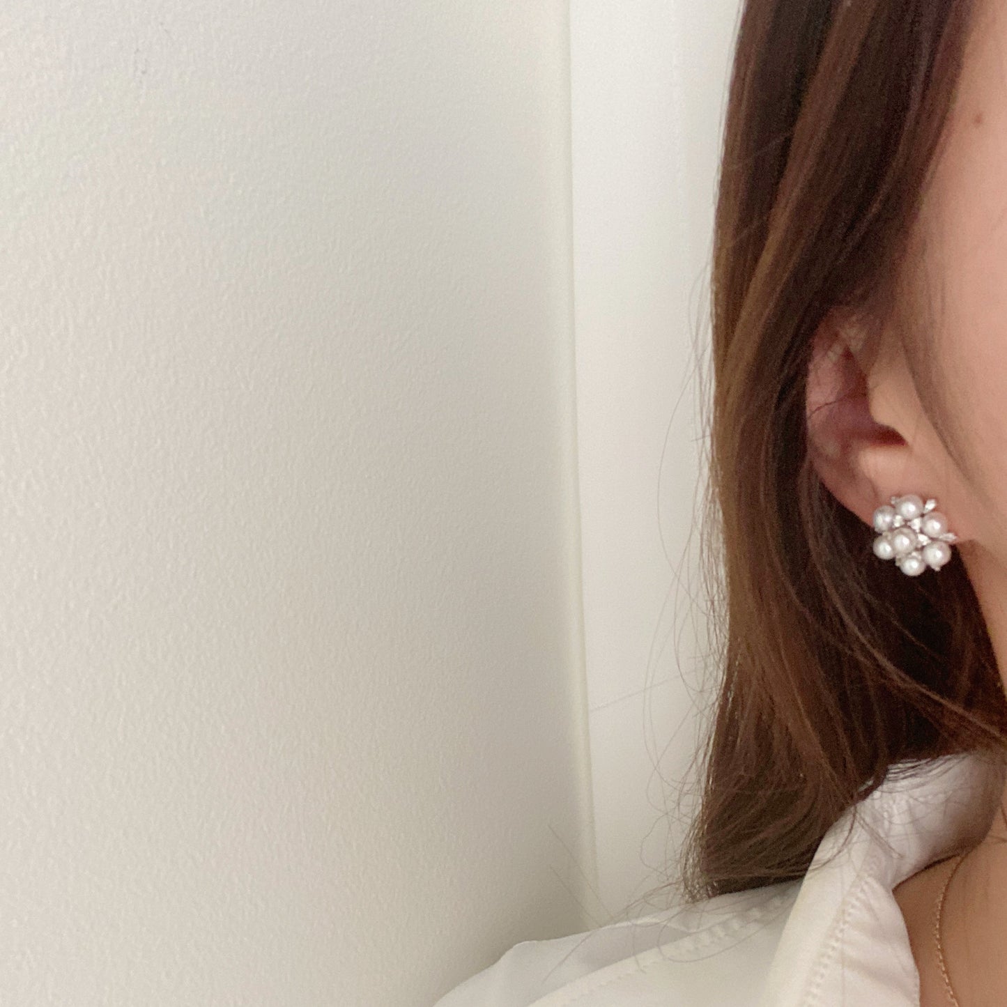 Edelweiss Freshwater Pearl Earrings FES4550