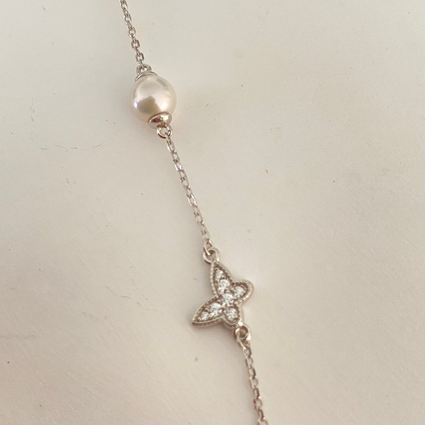 (Pre-order) Little Butterfly Freshwater Pearl Bracelets - SIlver FBSS0600