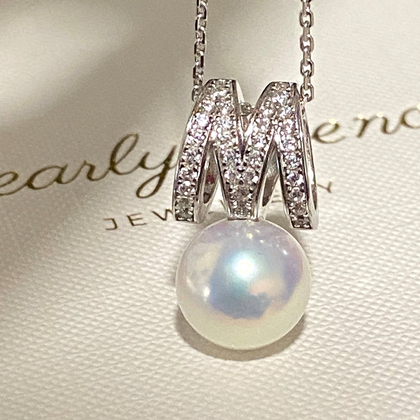 M Shape Aurora Freshwater Pearl Necklace FNS1080