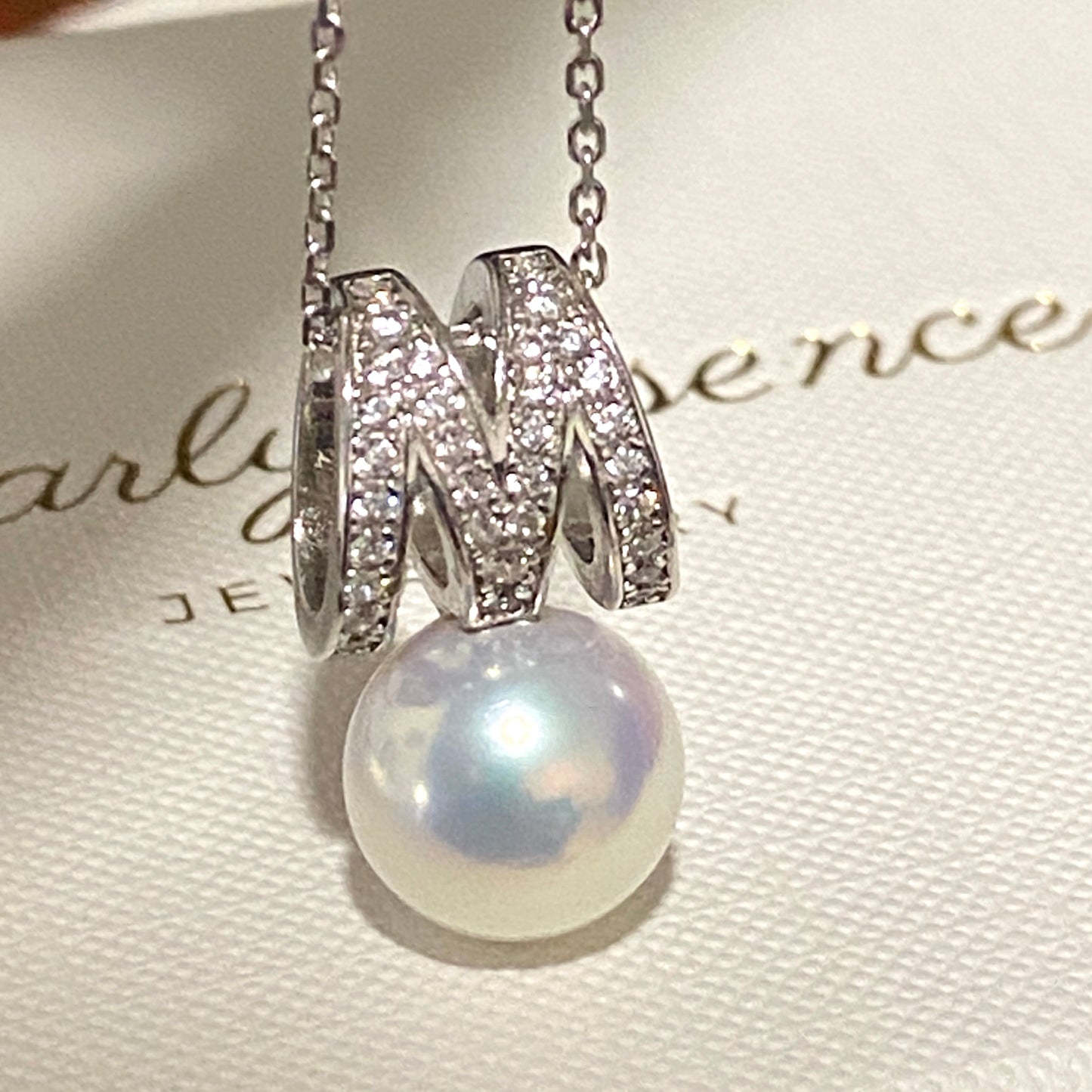 M Shape Aurora Freshwater Pearl Necklace FNS1080