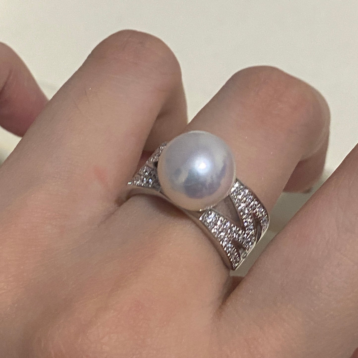 M Shape Aurora Freshwater Pearl Ring FRS1095
