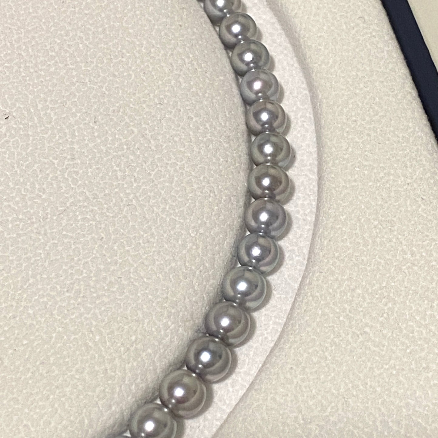 6-6.5mm Akoya Gray Pearl Necklace PEAN18K6650