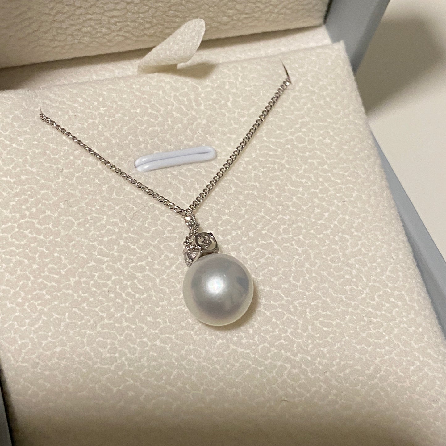 (Pre-order) 10mm Classic Australian South Sea Pearl Necklace SN18K1000