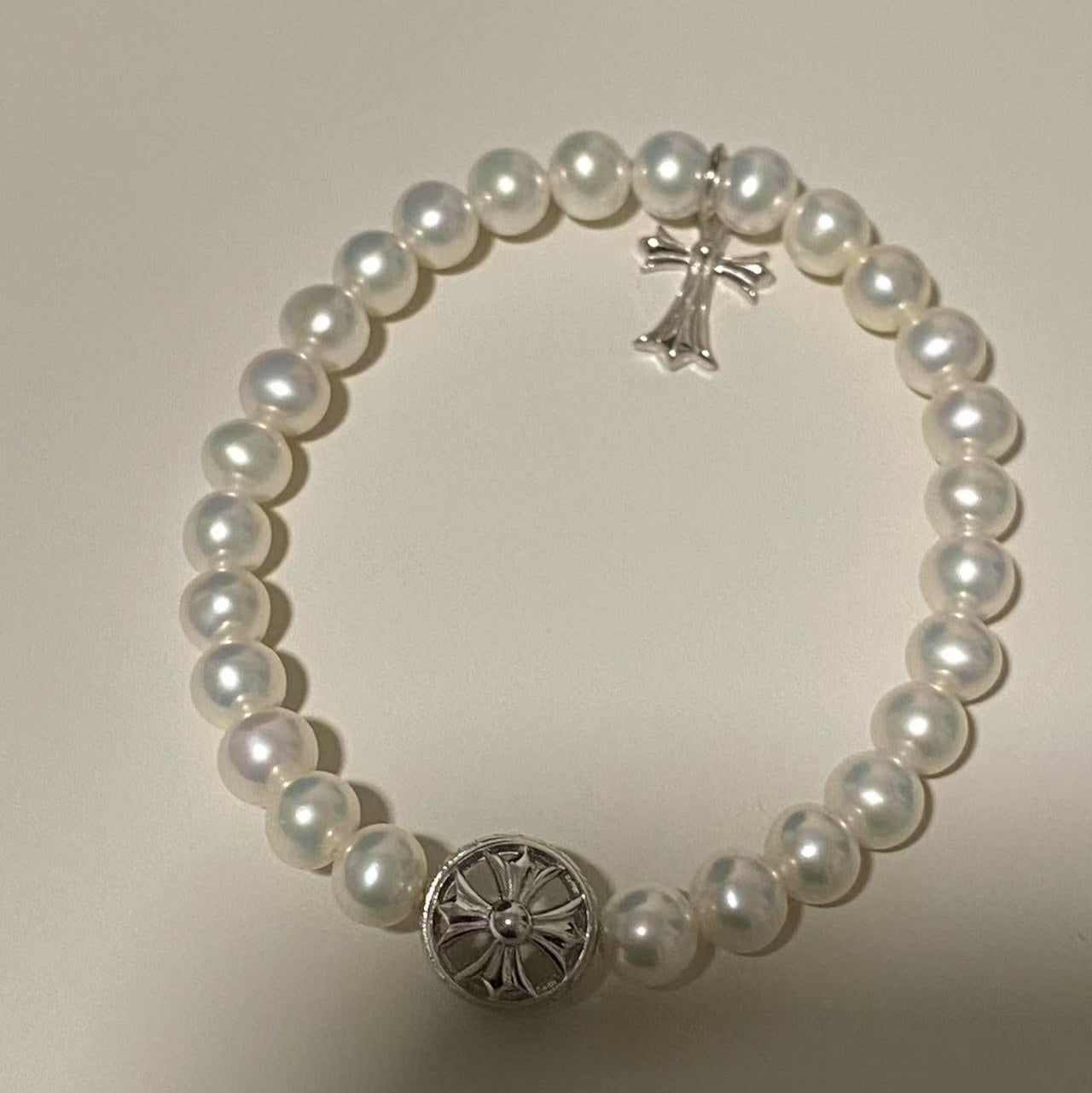(Pre-order) Cross Freshwater Pearl Bracelet SBS0670