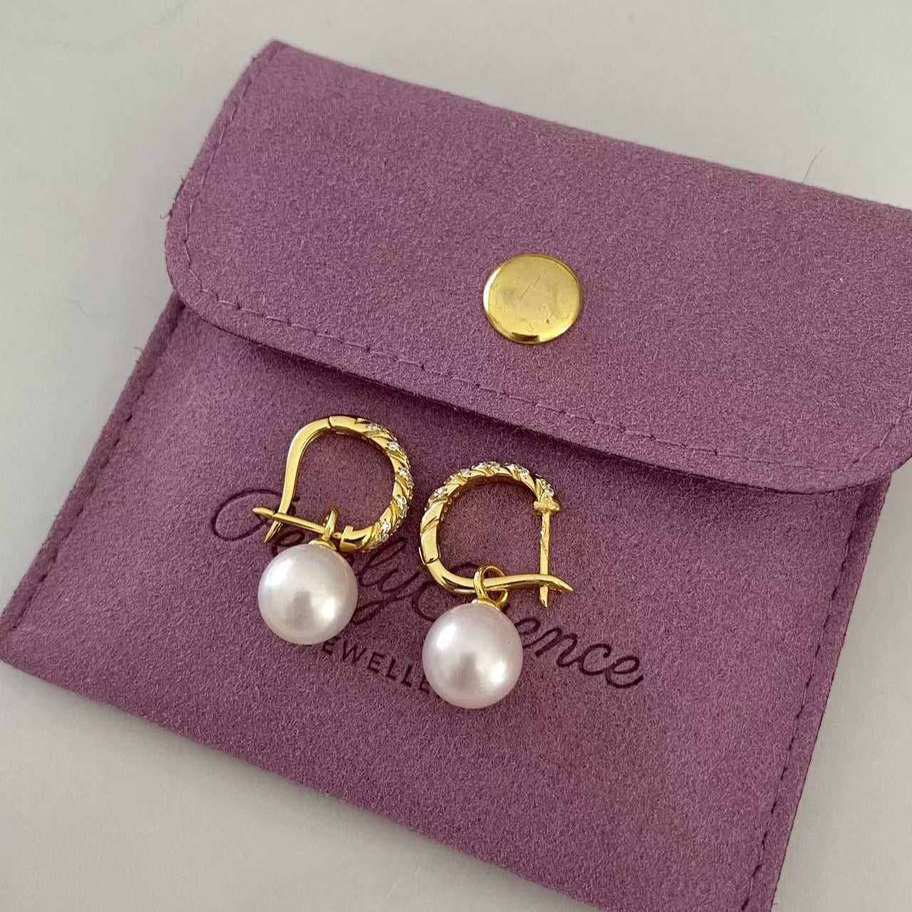 (Pre-order) 9-10mm Vine Freshwater Pearl Earrings FESG0910