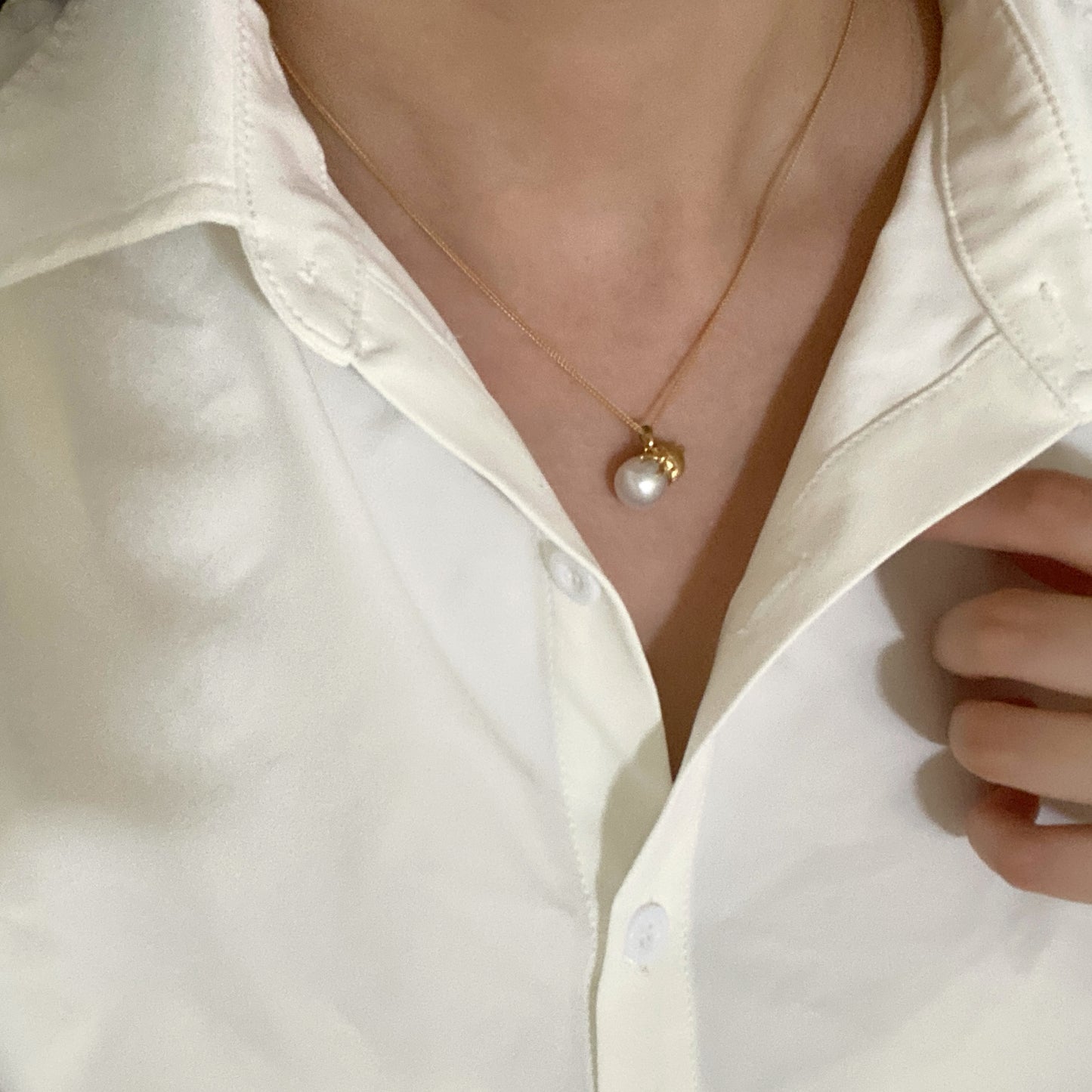 18K Gold Gourd Shaped Australian South Sea Pearl Necklace PESN18K1100