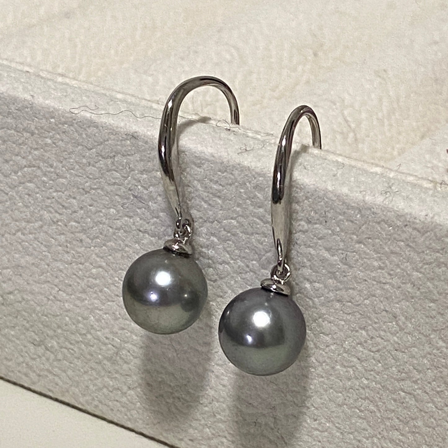 8-9mm Tahitian Pearl Earring Hooks TES8900