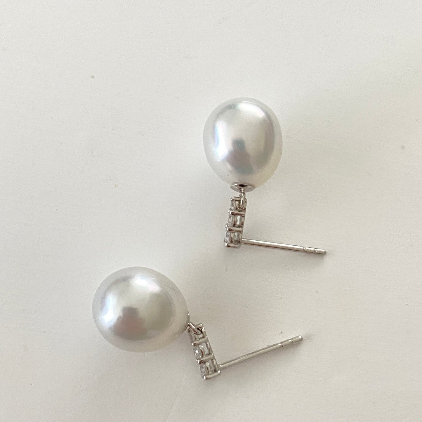 (Pre-order) Drop Australian South Sea Pearl Earrings PESED18K0910