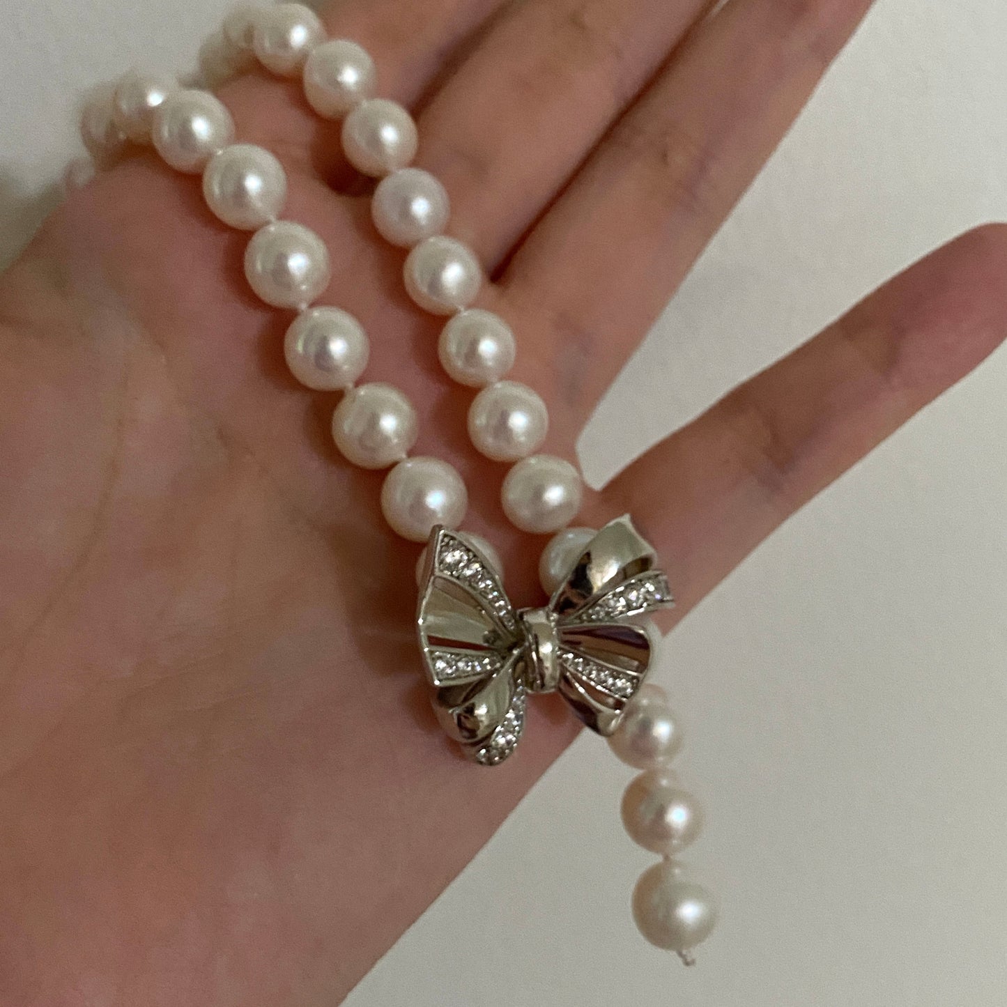 (Pre-order) 7.5-8mm Bow Freshwater Pearl Necklace FNS7580