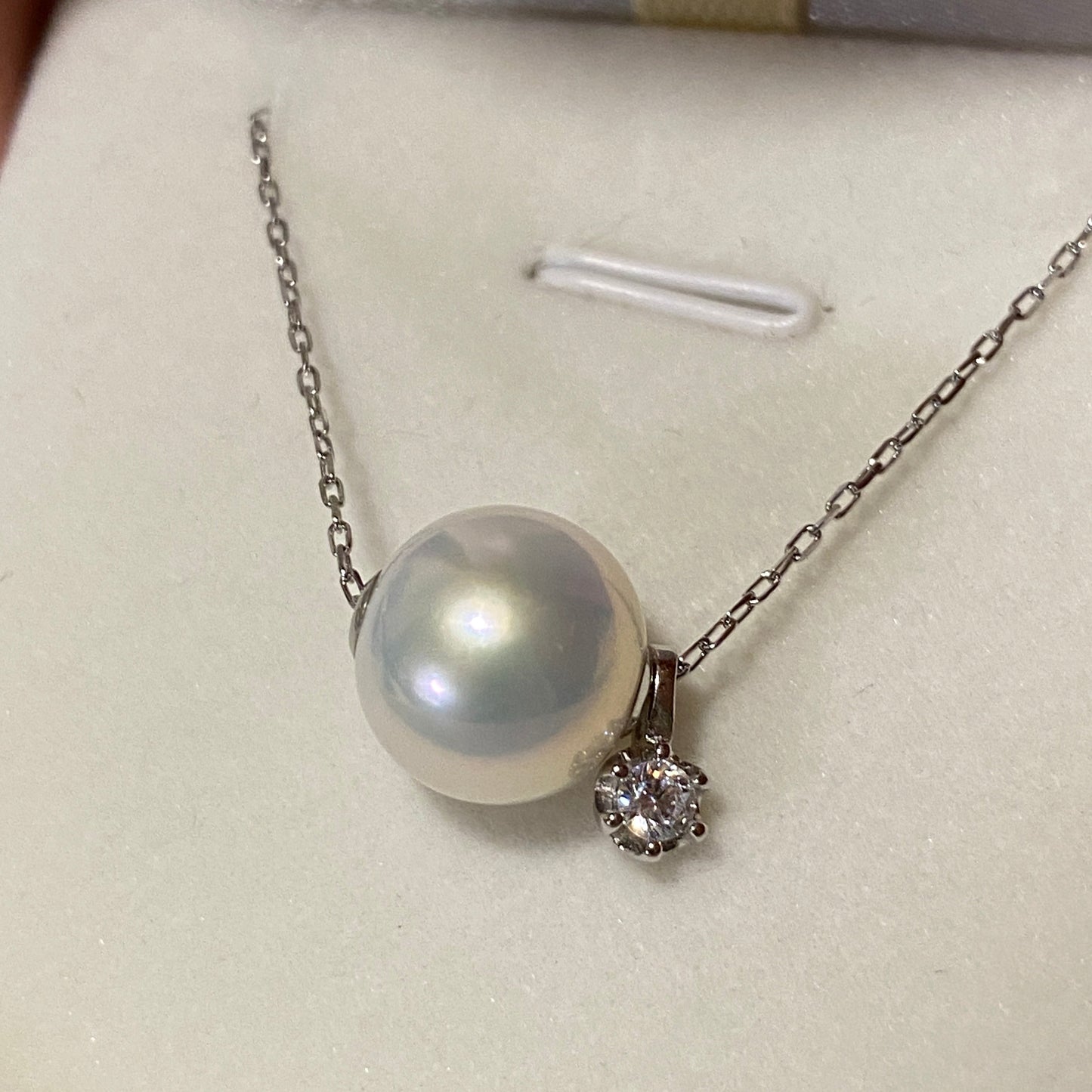 (Pre-order) 11mm Aurora Freshwater Pearl Necklace FN18KS1100