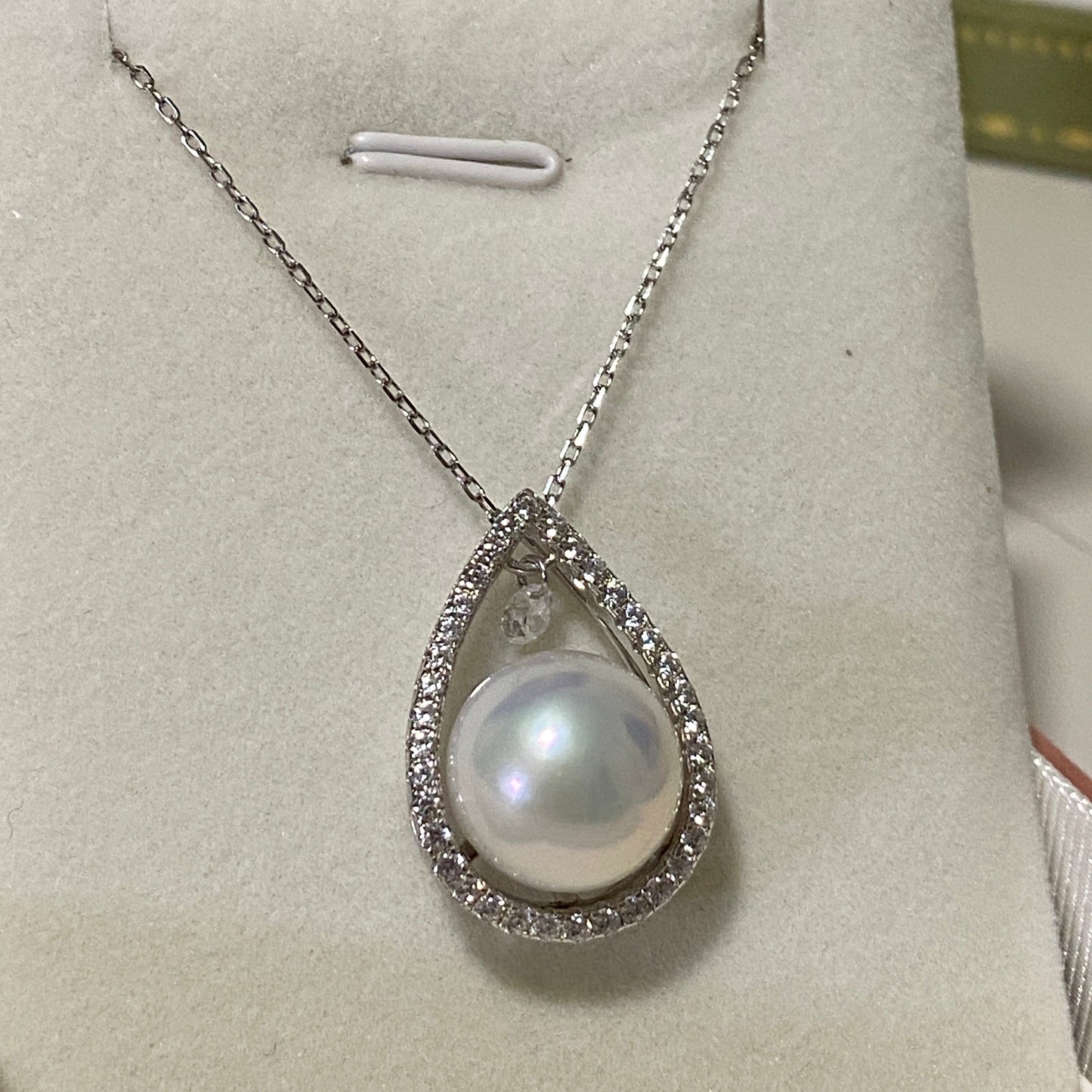 12-13mm Teardrop Shape Freshwater Pearl Necklace FNS1213