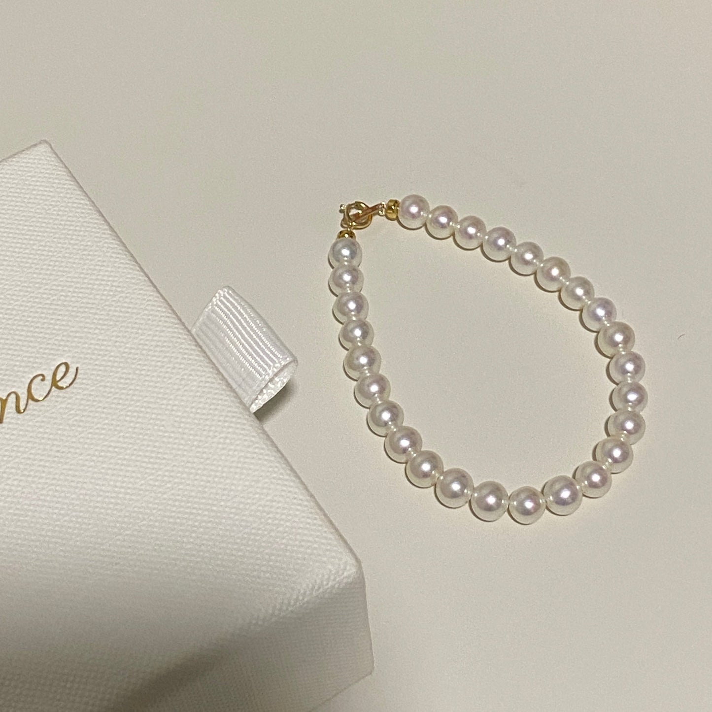 (Pre-order) 18K Gold Aurora Freshwater Pearl Bracelets FB18K5560
