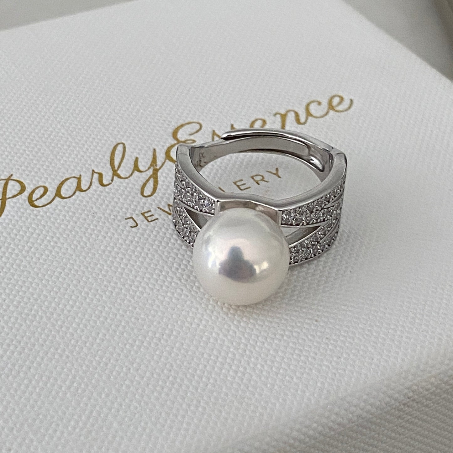 M Shape Aurora Freshwater Pearl Ring FRS1095