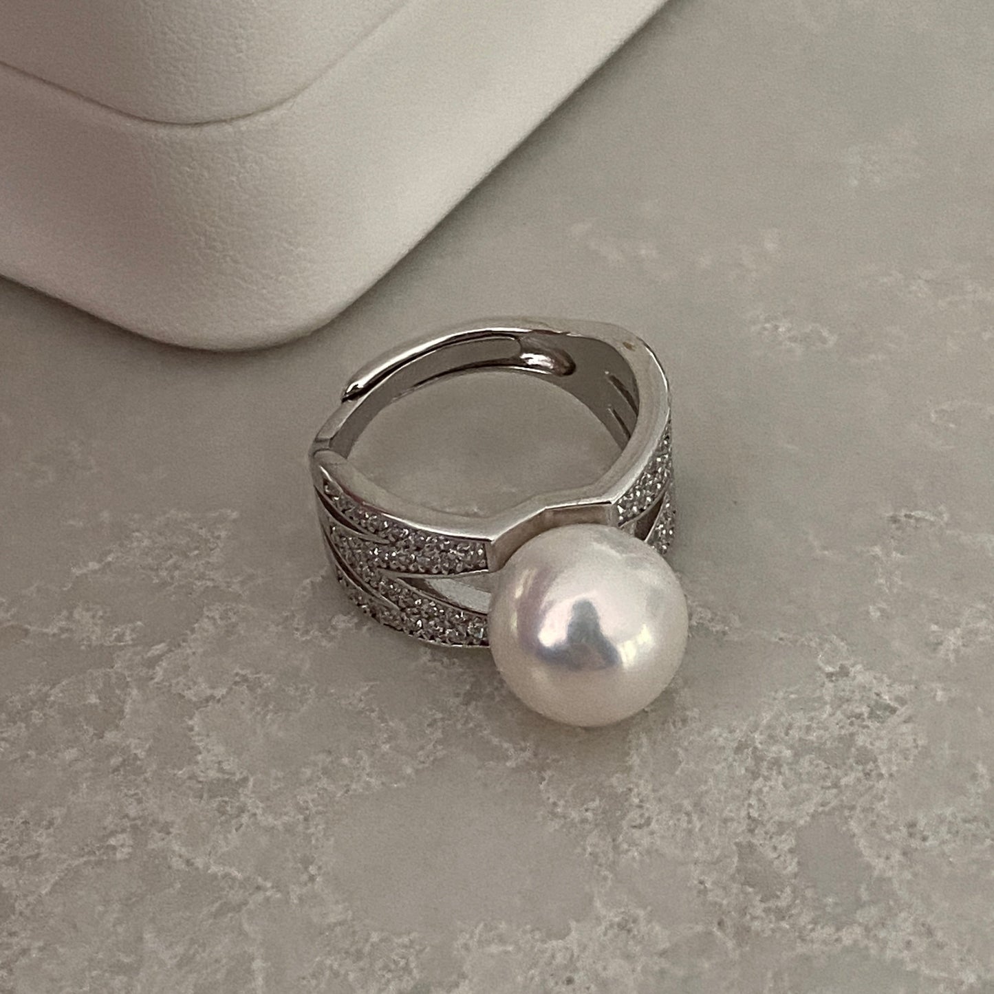 M Shape Aurora Freshwater Pearl Ring FRS1095