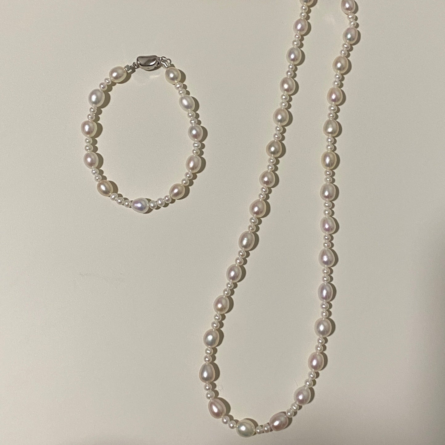 Aurora Freshwater Rice Pearl Design Necklace FNS3565