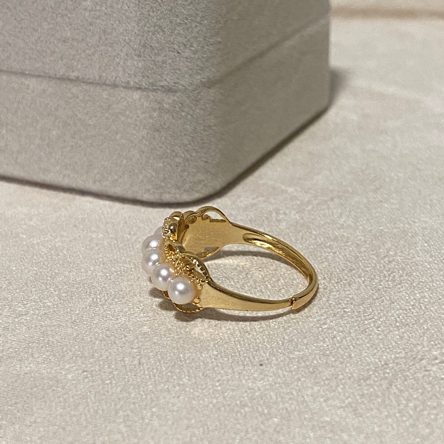 (Pre-order) 3.5-4mm Vintage Lace Freshwater Pearl Ring FRS0354