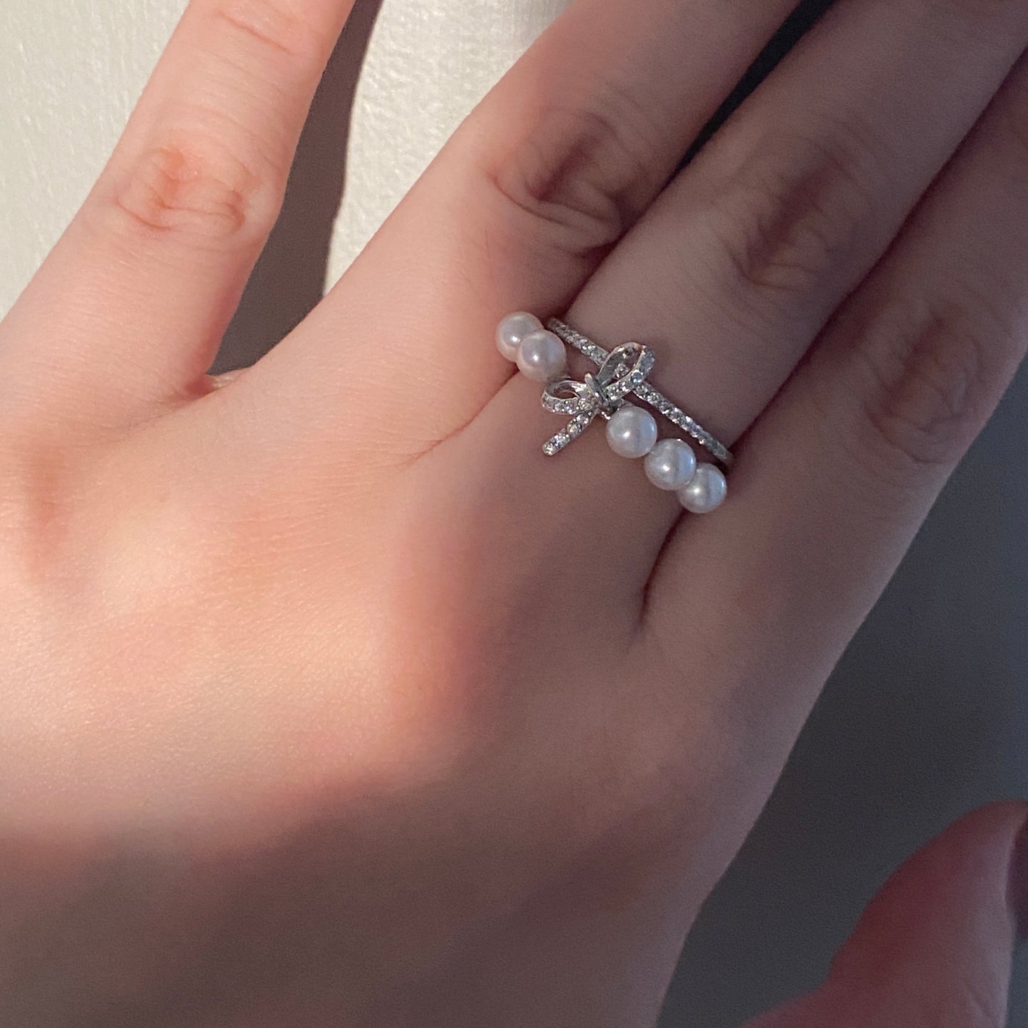 (Pre-order) Little Bow Freshwater Pearl Ring FRSS0040