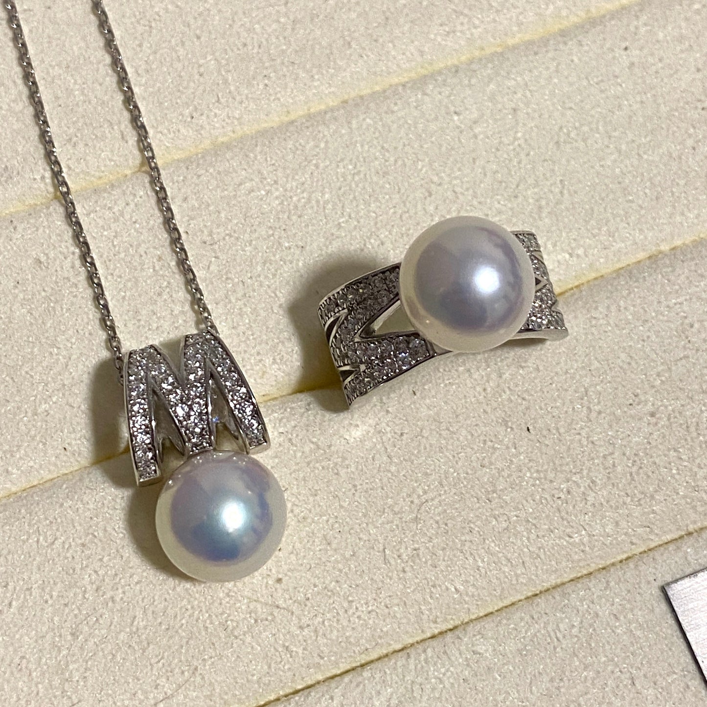 M Shape Aurora Freshwater Pearl Sets FPPS003