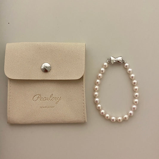 (Pre-order) Bow Freshwater Pearl Bracelet FBS6650