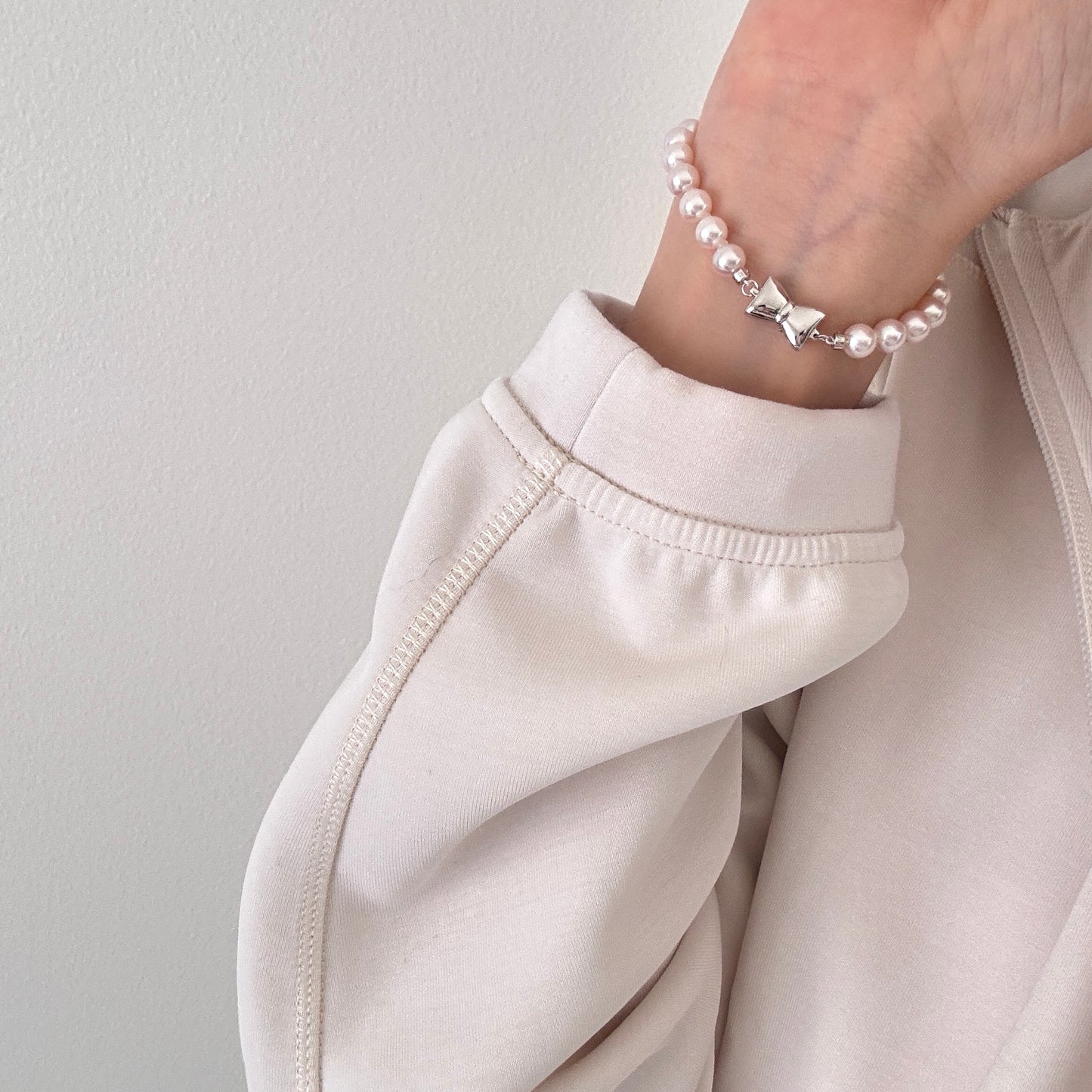 (Pre-order) Bow Freshwater Pearl Bracelet FBS6650