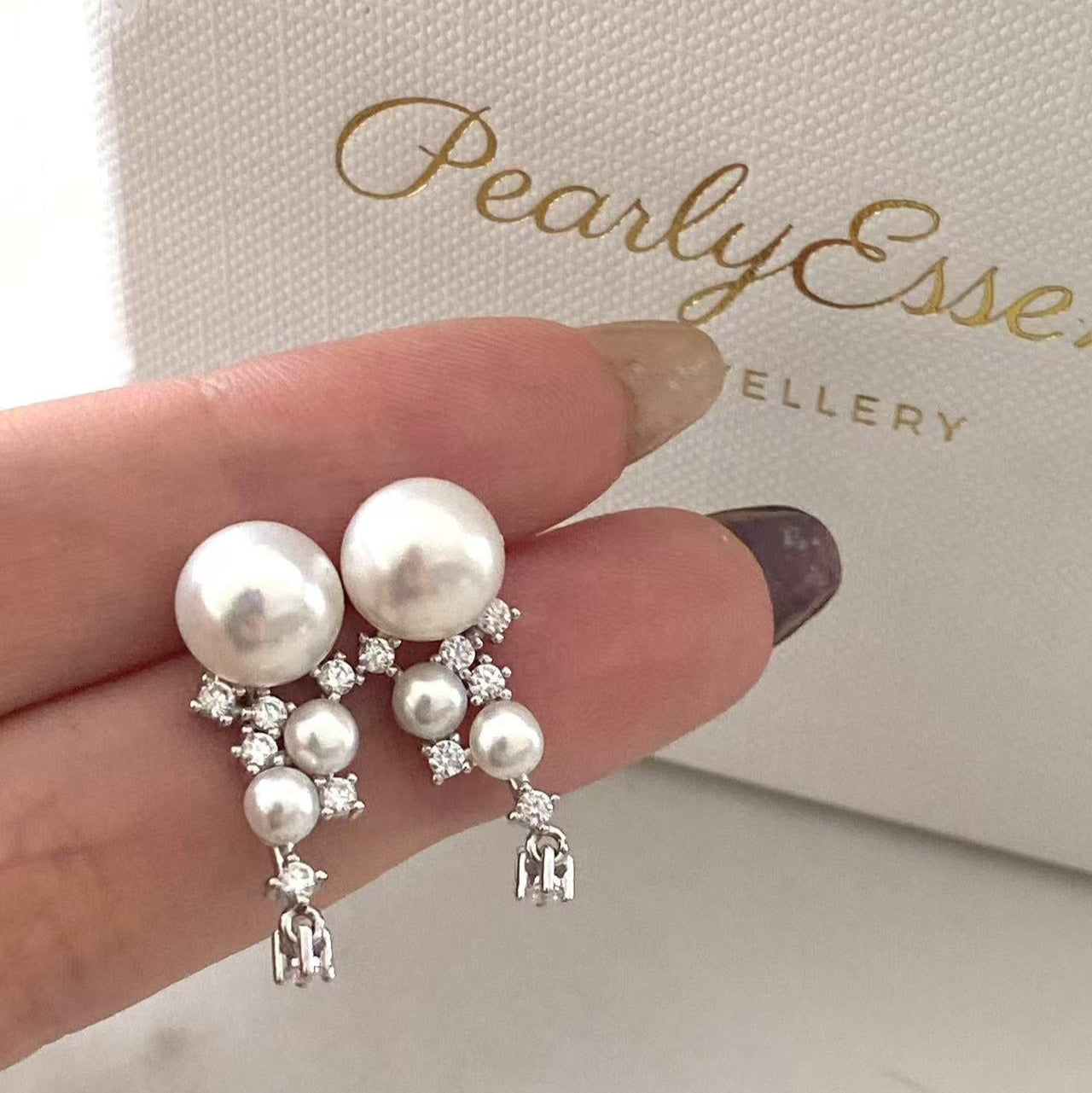 (Pre-order) Starlit Freshwater Pearl Stud Earrings FES4870