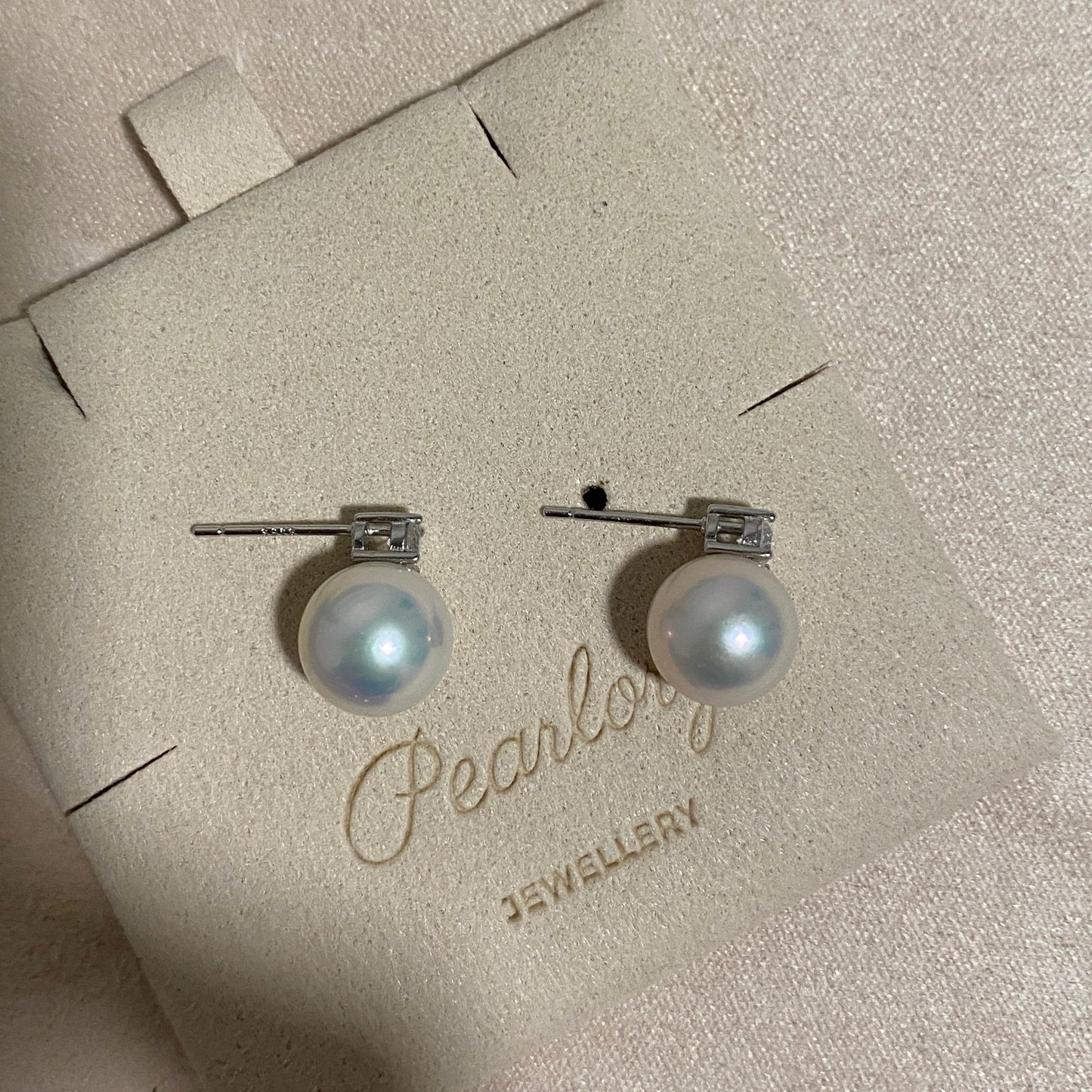(Pre-order) 9-10mm Classic Freshwater Pearl Earrings FES0098