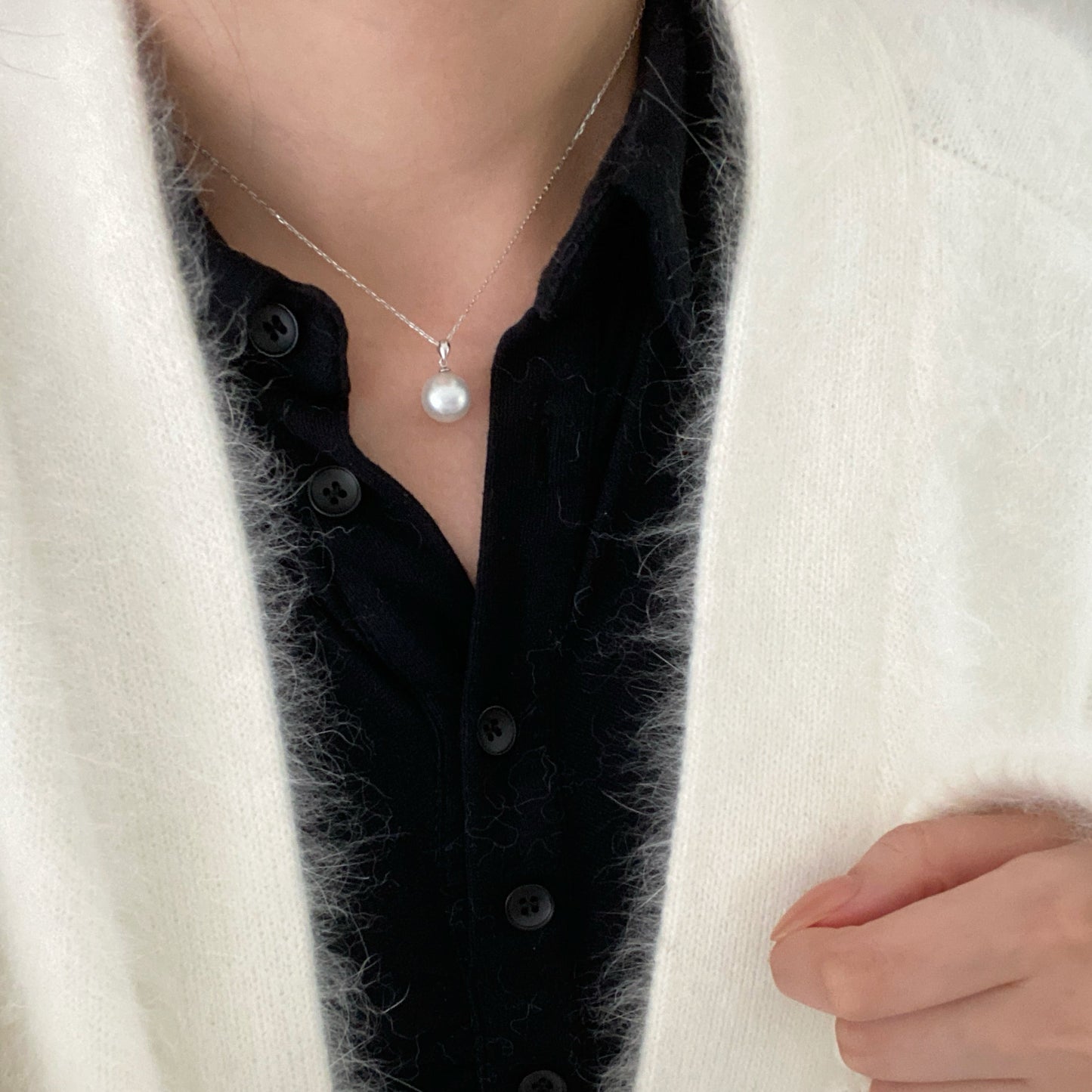 18k Gold Melon Seed Australian South Sea Pearl Necklace PESN18K1080