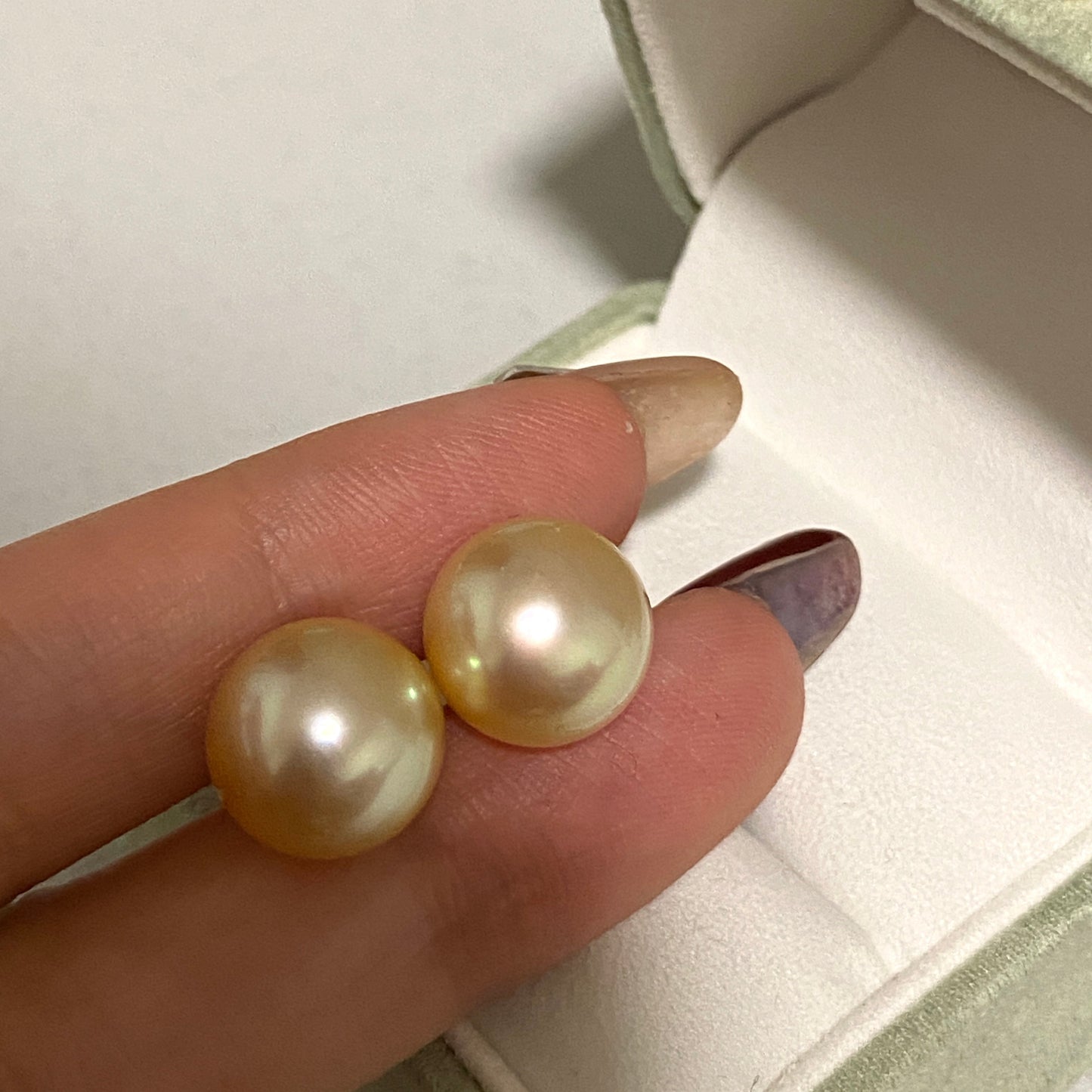 18K Golden South Sea Pearl Stud Earrings GSE18K1112