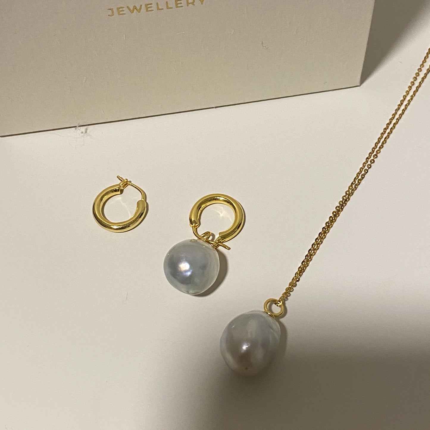 South Sea Baroque Pearl Earring SBES1314