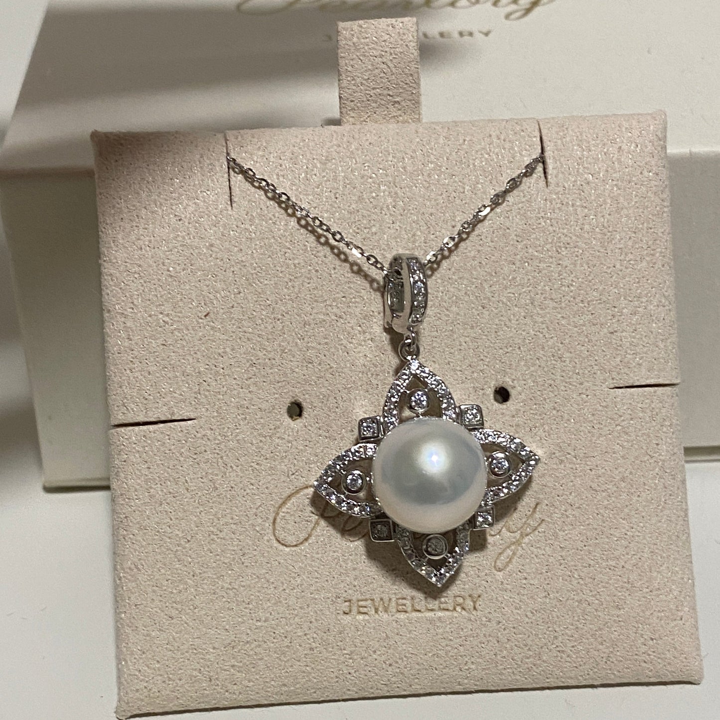 11-12mm Vintage Luxury Freshwater Pearl Necklace FNS1112