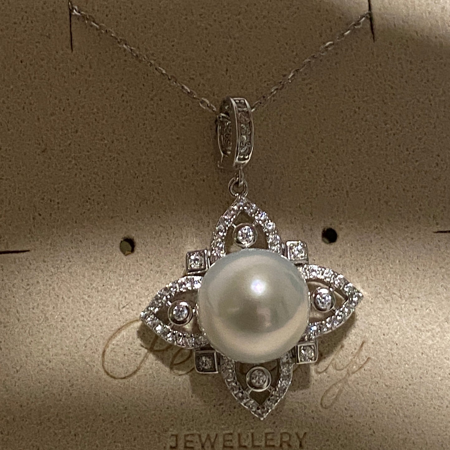 11-12mm Vintage Luxury Freshwater Pearl Necklace FNS1112