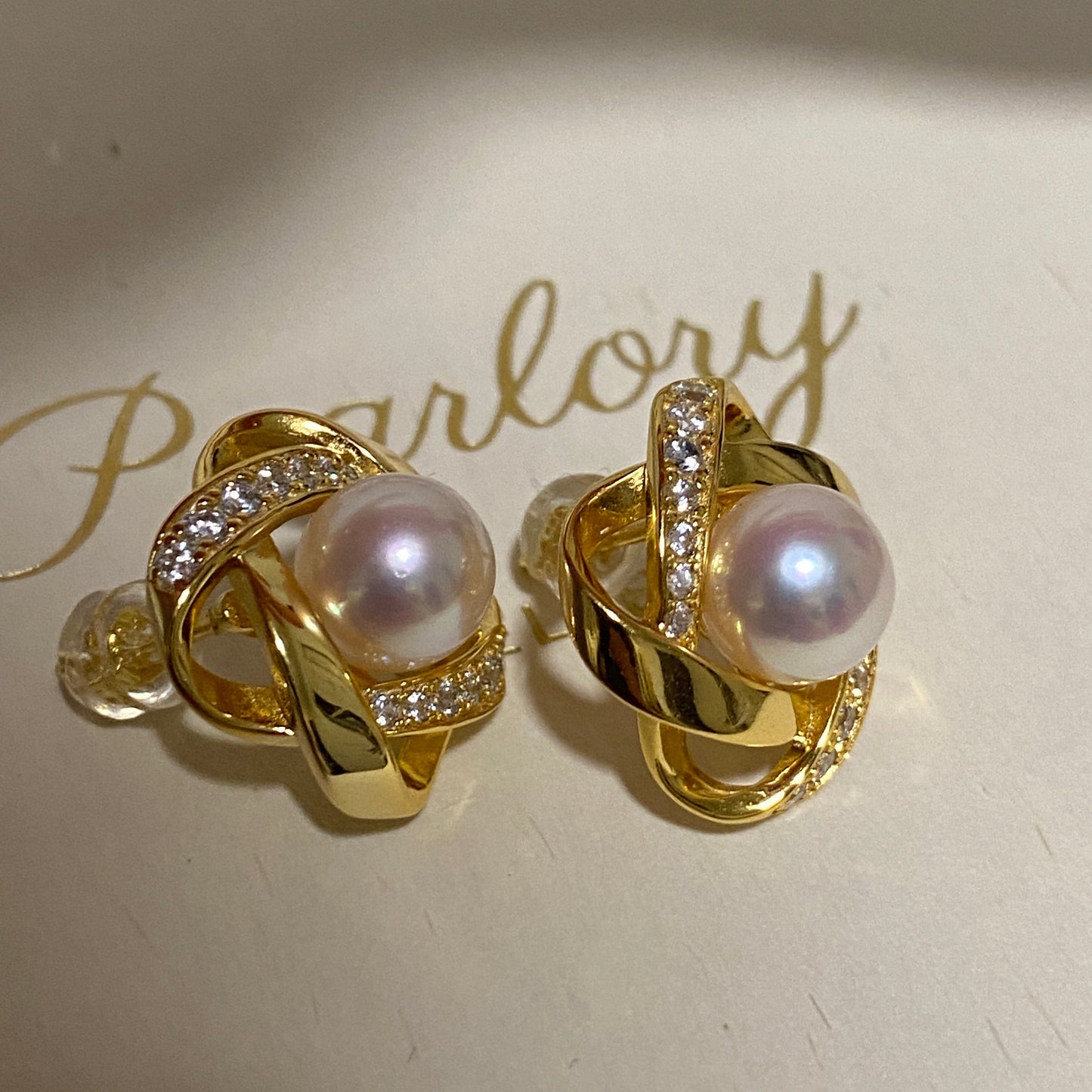 (Pre-order) 7.5-8mm Ribbon Akoya Pearl Earrings AESG7980