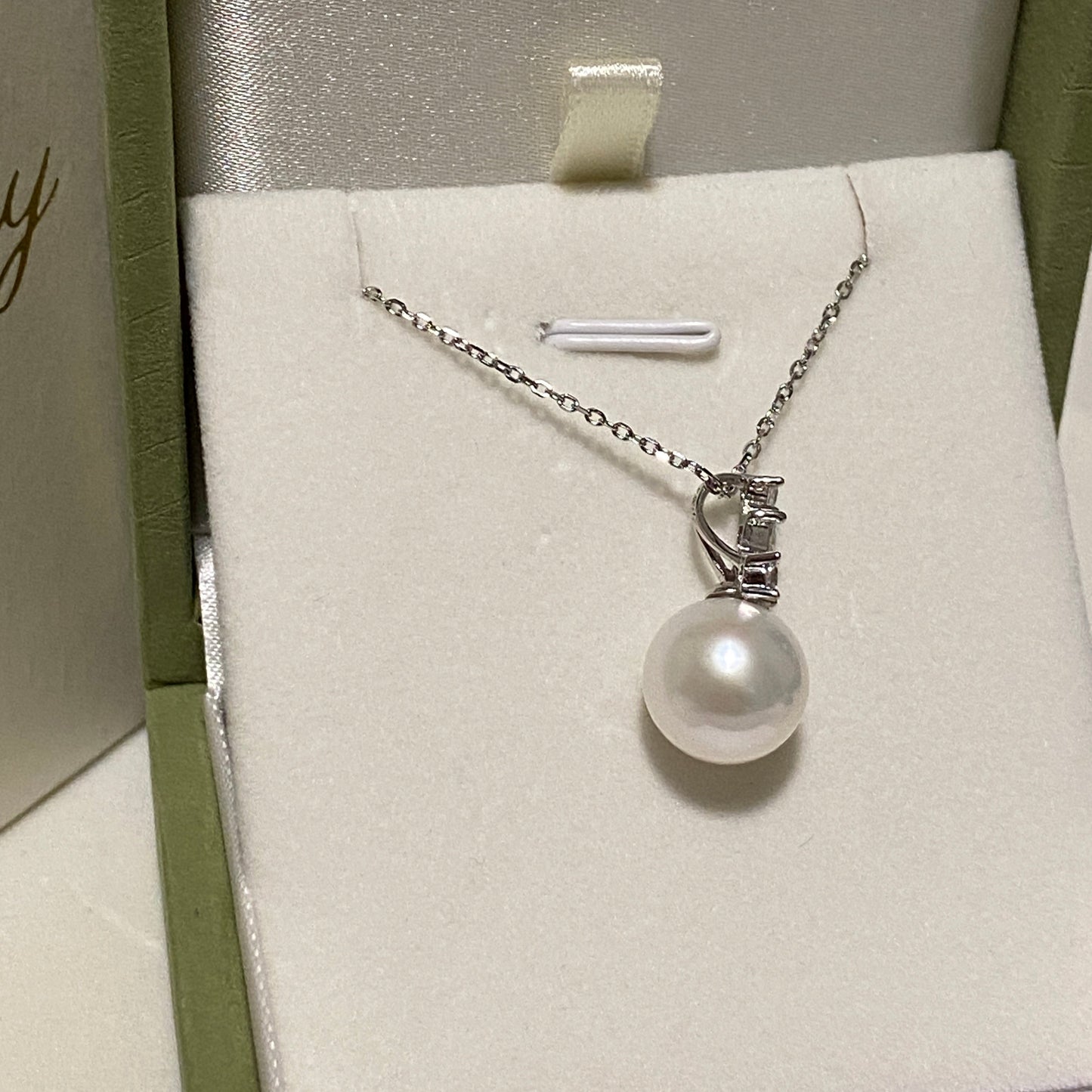 11-12mm Leaf Freshwater Pearl Necklace FNS1150