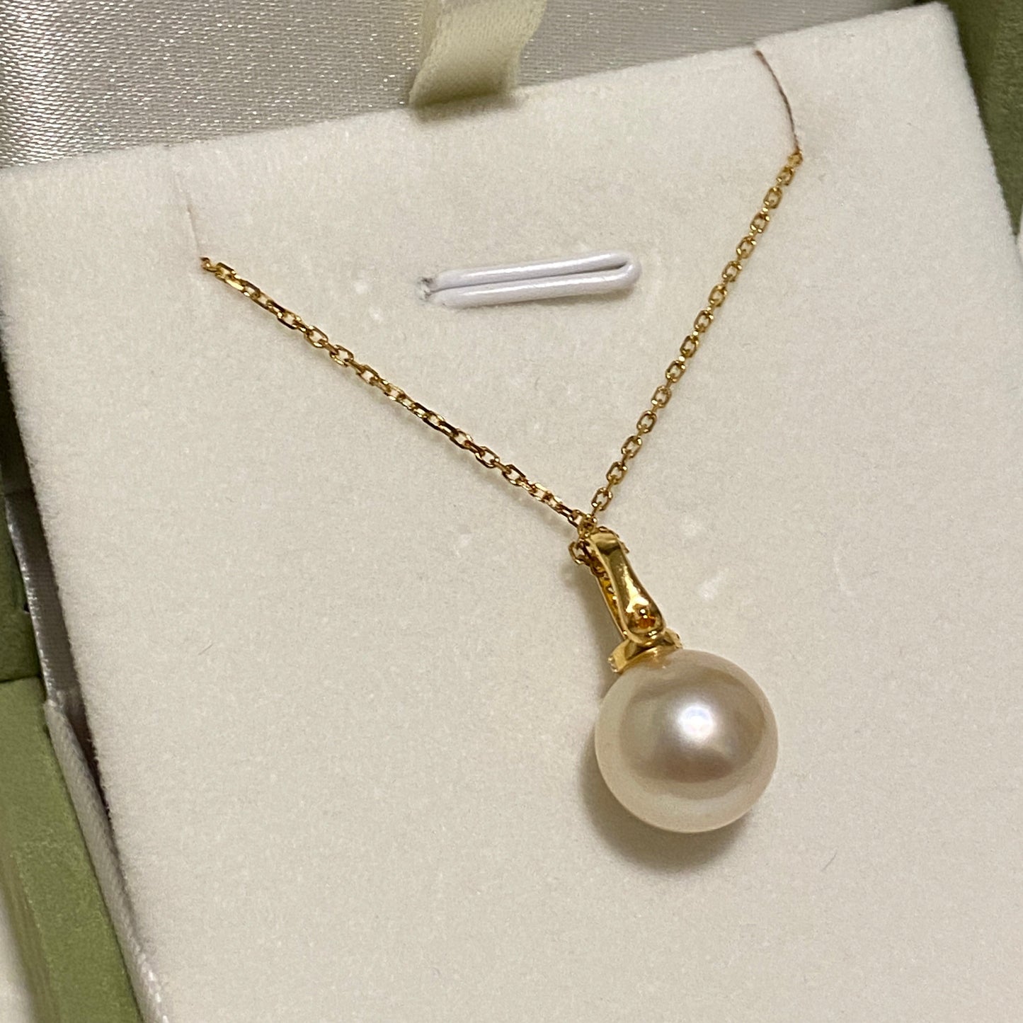(Pre-order) 10-11mm Classic South Sea Golden Pearl Necklace GNSG1011