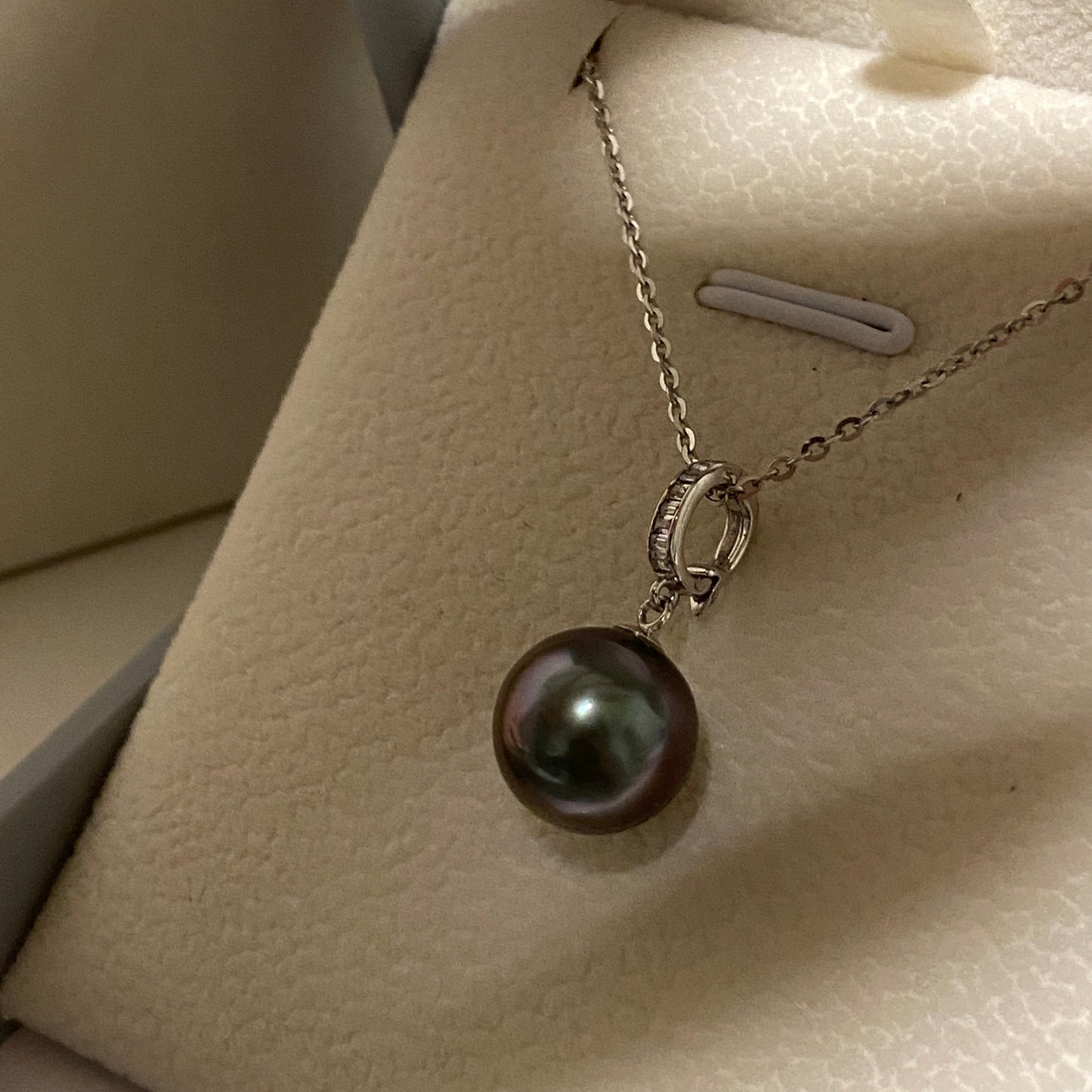 18K White Gold Tahitian Pearl Necklace TN18KZ1060