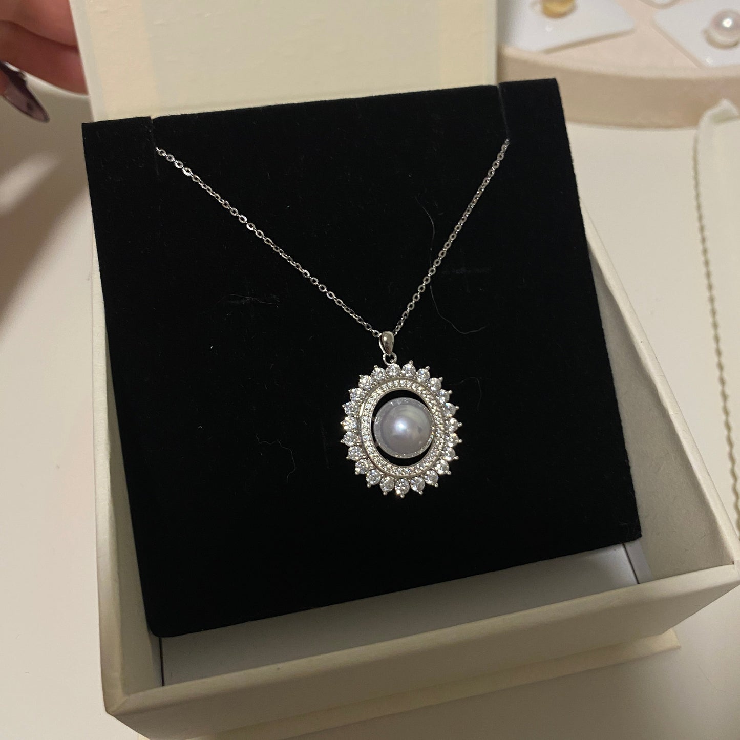 (Pre-order) 10-11mm Circle Aurora Australian South Sea Pearl Necklace SNS1060