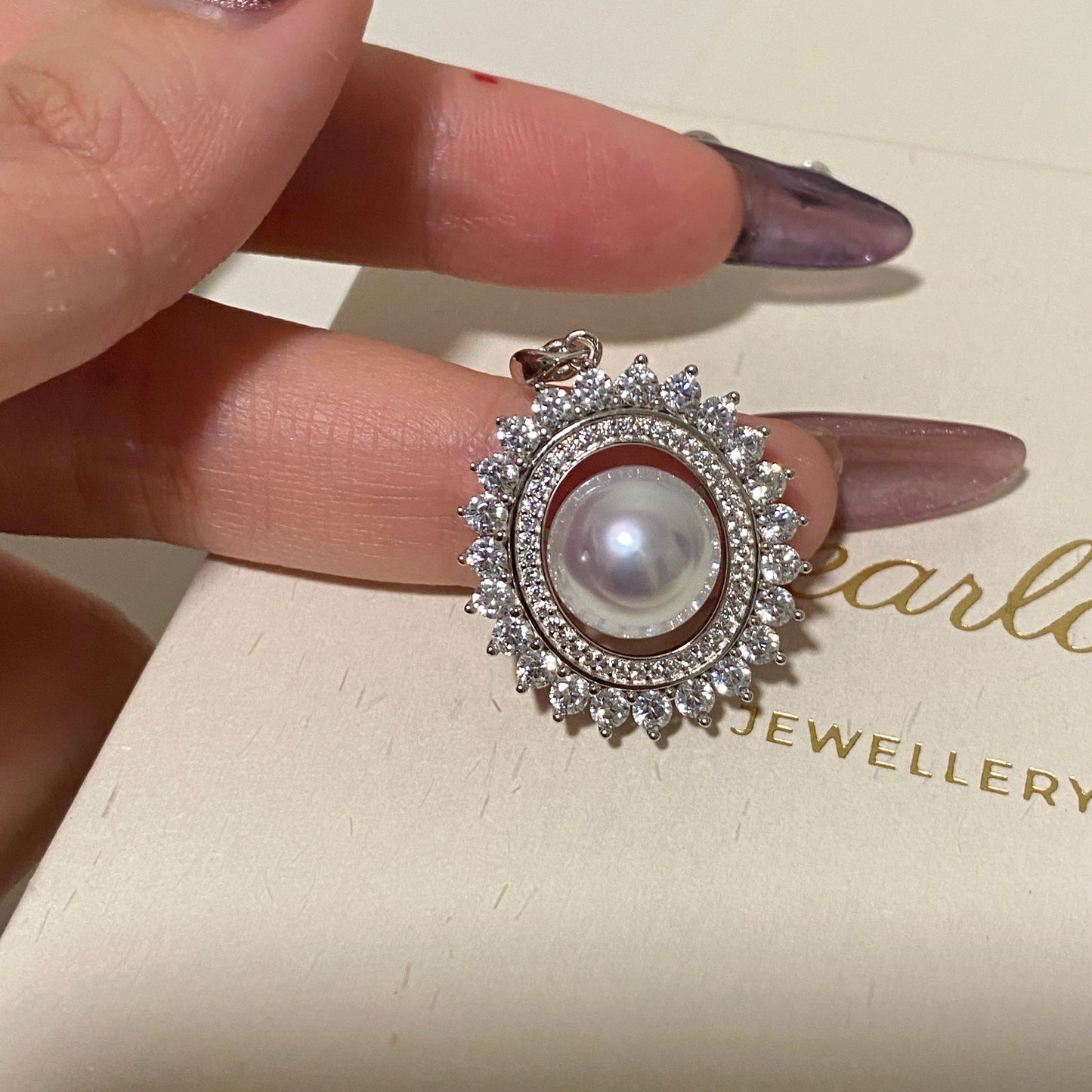 (Pre-order) 10-11mm Circle Aurora Australian South Sea Pearl Necklace SNS1060