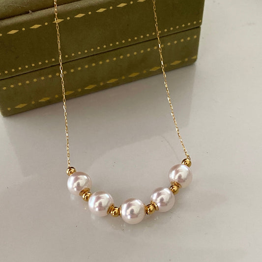 (Pre-order) 18K Gold Smile Akoya Pearl Necklace AN18K7500